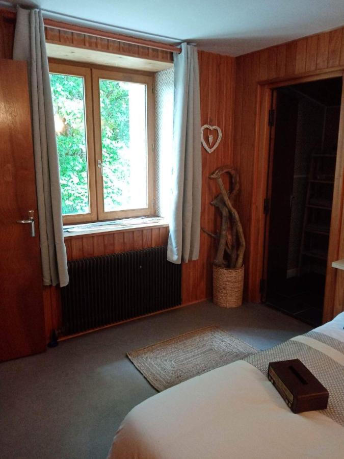 Les P'Tites Pistes Bed & Breakfast Chaux-des-Pres Exterior photo